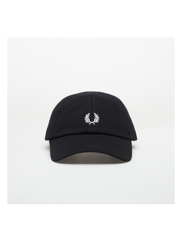 Шапка FRED PERRY Pique Classic Cap Black/ Snowwhite Universal
