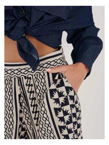 Шорти от вискоза с шарки в синьо