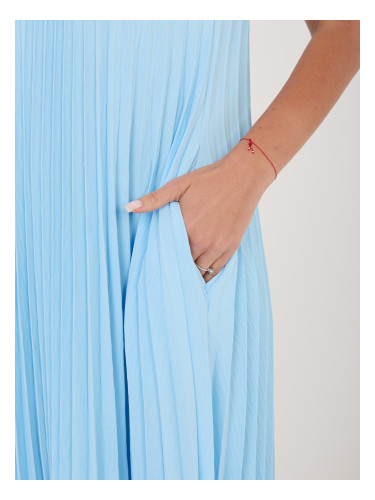 Светлосиня коктейлна рокля без ръкави