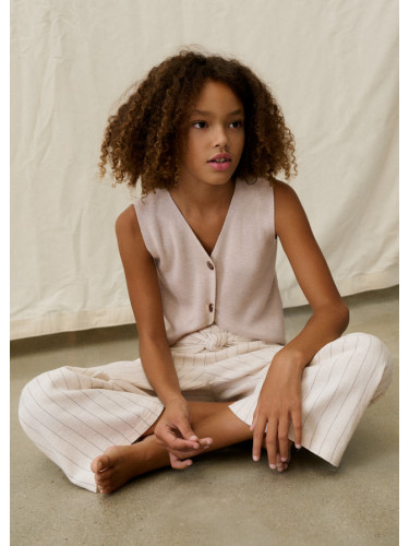 Трикотажен елек с копчета в бежов цвят Mayoral