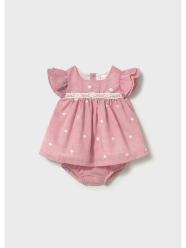 Бебешка рокля в розов цвят с бродирани щампи Mayoral
