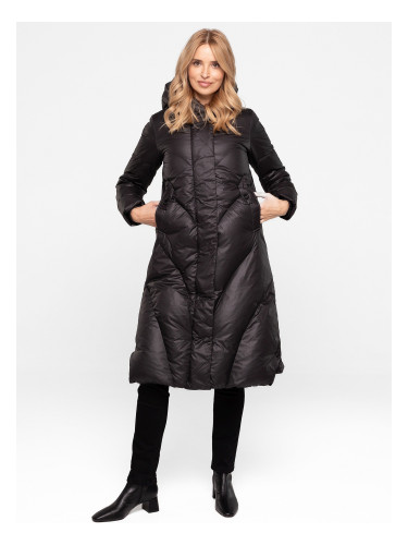 Дамско зимно палто PERSO с диагонални шевове