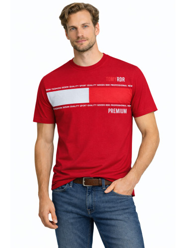 Червен пуловер