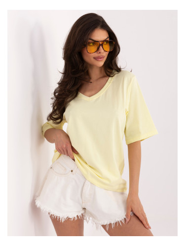 Тениска с V-образно деколте, светложълта