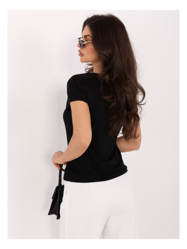 Черна елегантна блуза с волани