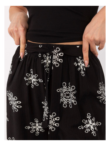 Черни летни панталони с колан