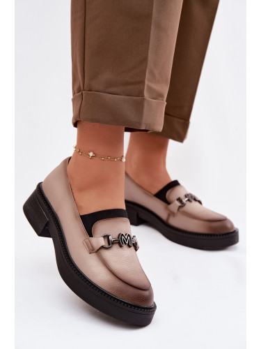 Дамски кожени мокасини с декорация Vinceza, бежови