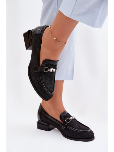 Дамски обувки Boto на нисък ток с декоративни детайли