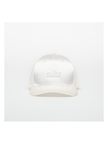 Шапка Nike Rise Structured Premium Trucker Cap Sail Universal