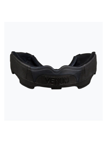 Протектор за челюст Venum Predator Mouthguard black/black/red