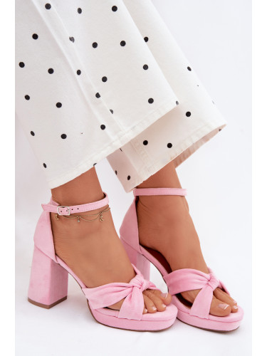 Дамски розови сандали на блоков ток