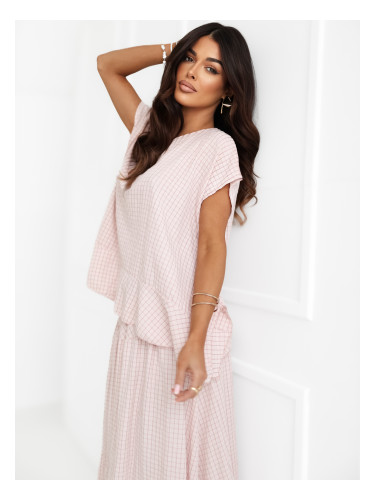 Светло розова блуза с къс ръкав