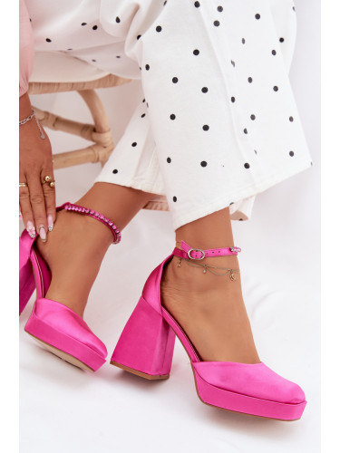 Сандали с блоков ток в цвят фуксия