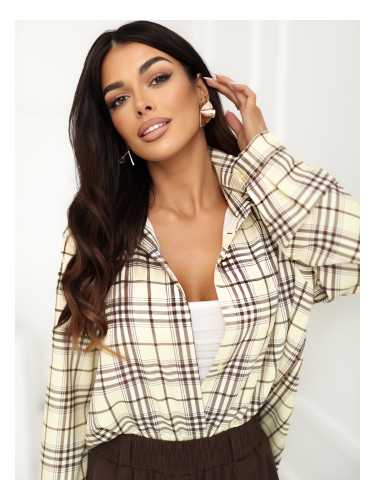 Жълта риза с копчета и яка