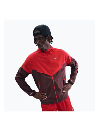 Мъжко яке за бягане Nike Impossibly Light Windrunner light crimson/burgundy crush