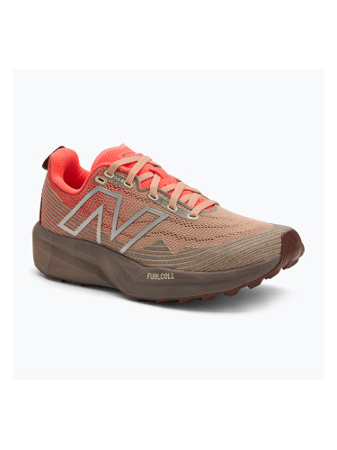 Дамски обувки за бягане New Balance FuelCell Venym urgent red