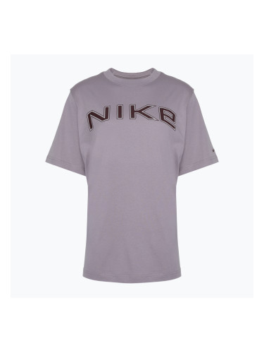Дамска тениска Nike Sportswear Loose Graphic light violet ore