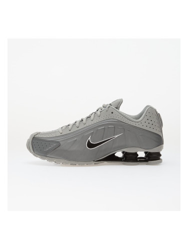 Сникърси Nike Shox R4 Lt Smoke Grey/ Black-Smoke Grey-White EUR 44