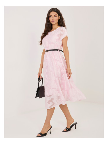 Светлорозова разкроена рокля с колан