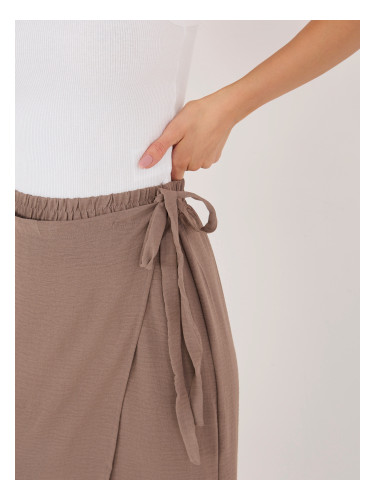 Кафяви летни панталони с връзки