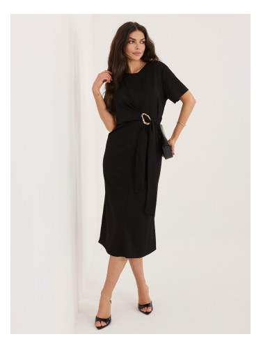 Черна миди рокля с къс ръкав