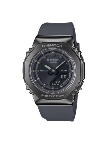 G-Shock GM-S2110B-8AER дамски часовник