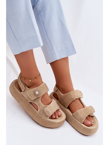 Декорирани дамски сандали на платформа GOE