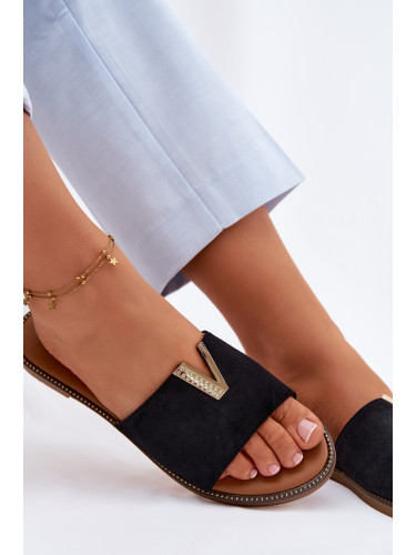 Дамски чехли Boto с декоративен V-образен детайл