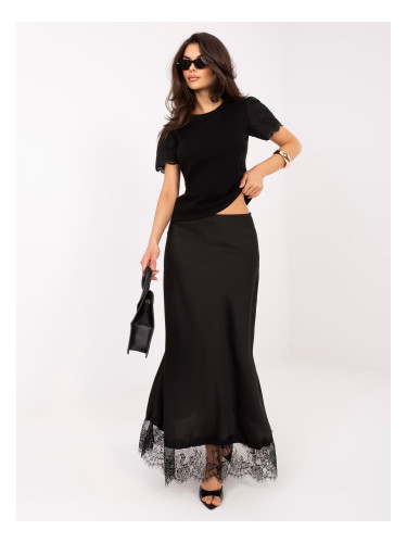 Черна блуза с ажурни ръкави