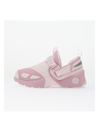 Сникърси Jordan Trunner Lx Iced Carmine/ Iced Carmine-Pearl Pink EUR 42