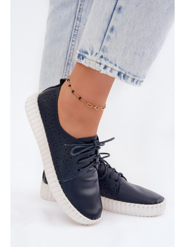 Дамски перфорирани мокасини с връзки