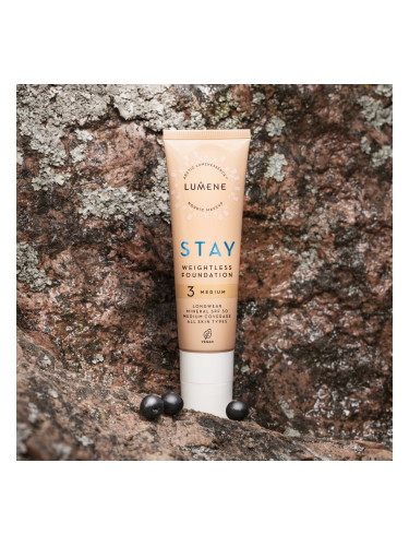 Веган Дълготраен Фон дьо тен с минерален SPF 30 Lumene Stay Weightless Foundation