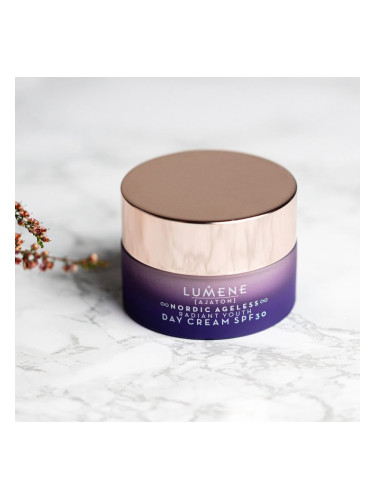 Регенериращ дневен крем против бръчки SPF 30 Lumene NORDIC AGELESS Ajaton