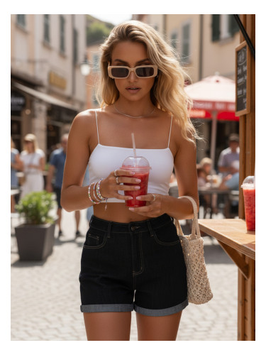 Дамски спортни шорти Dstreet