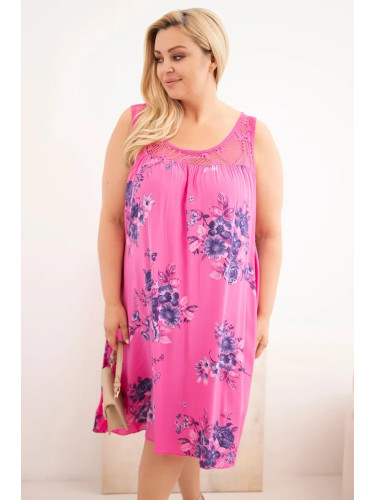 Рокля plus size Kesi Włoski с дантелен топ в розово