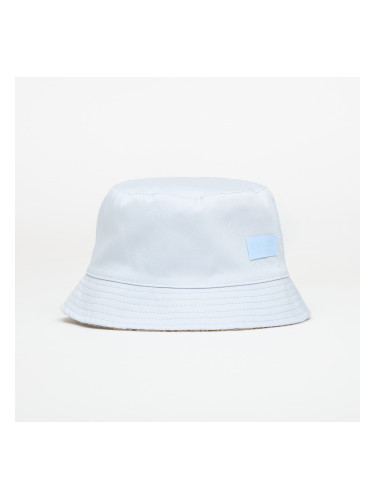 Шапка GUESS Noelle II Db Face Jcq Rain Hat Light Blue Logo S