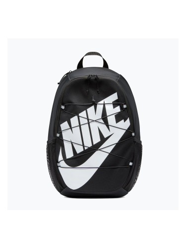 Градска раница Nike Heritage Sweep 25 l black/white