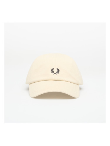 Шапка Fred Perry Pique Classic Cap Oatmeal Universal