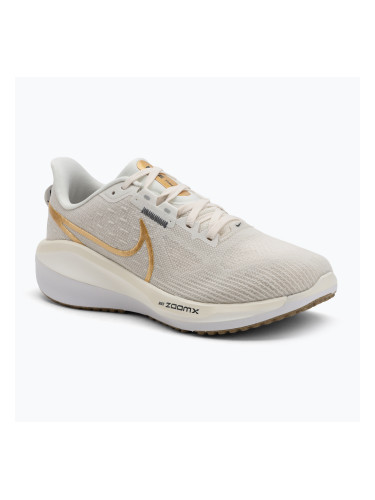 Дамски обувки за бягане Nike Vomero 17 phantom/light bone/sail/metallic gold