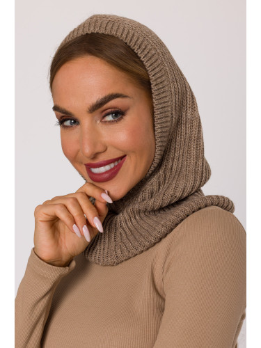 Made Of Emotion Woman's Balaclava-style hood with a fitted neck warmer - beige