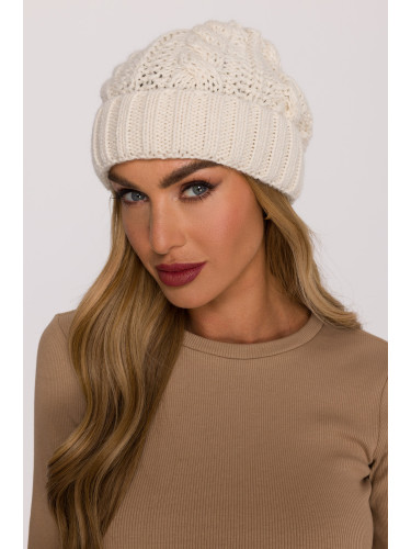 Made Of Emotion Woman's Beanie made of cable-knit yarn - ecru