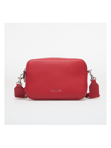 Чанта Calvin Klein Webbing 2X Strap Camera Bag Bordeaux Wine Universal