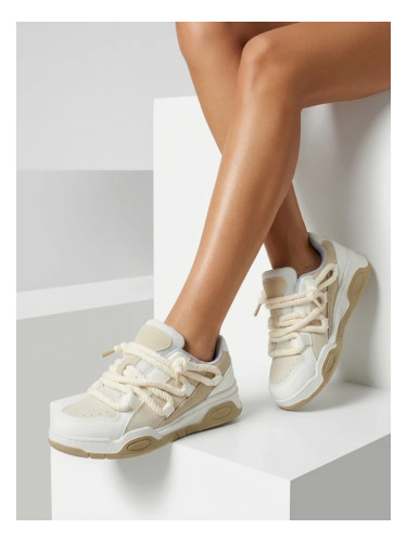 Дамски спортни маратонки Resti с по-дебела подметка Breva BEIGE