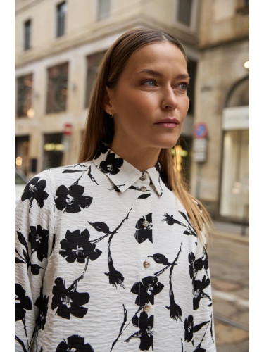 Дамска риза Marisse Off White