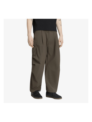 Панталони adidas Premium Essentials Utility Cargo Pants Shadow Olive 38