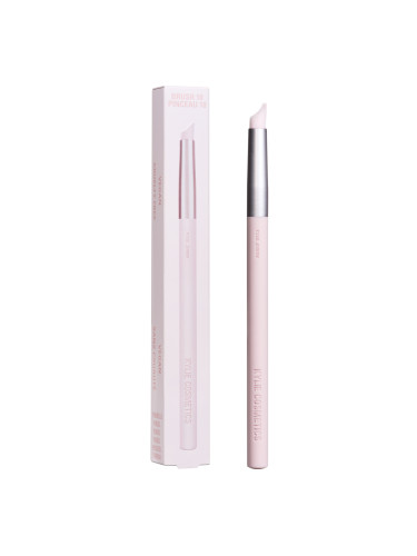 KYLIE COSMETICS KYLIE COLLECTION ЧЕТКА ЗА ЛИЦЕ Четка за лице дамски  