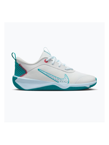 Детски обувки Nike Omni Multi-Court off white/energy/glacier blue