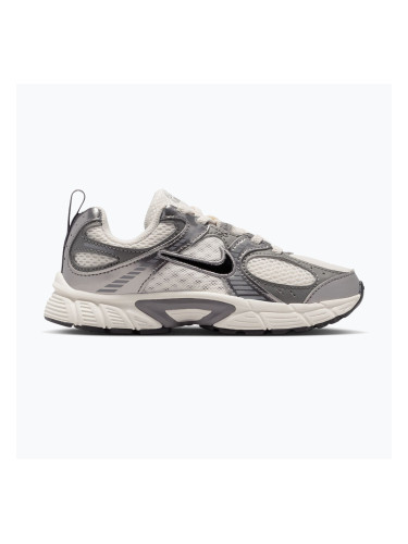 Детски обувки Nike V5 RNR phantom/pencil point/black