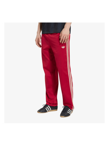 Потници adidas Team Victory Red/ Warm Vanilla S