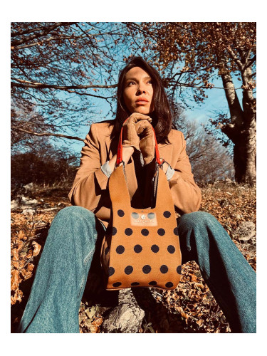 Чанта CARAMEL BROWN & NAVY BLUE DOTS